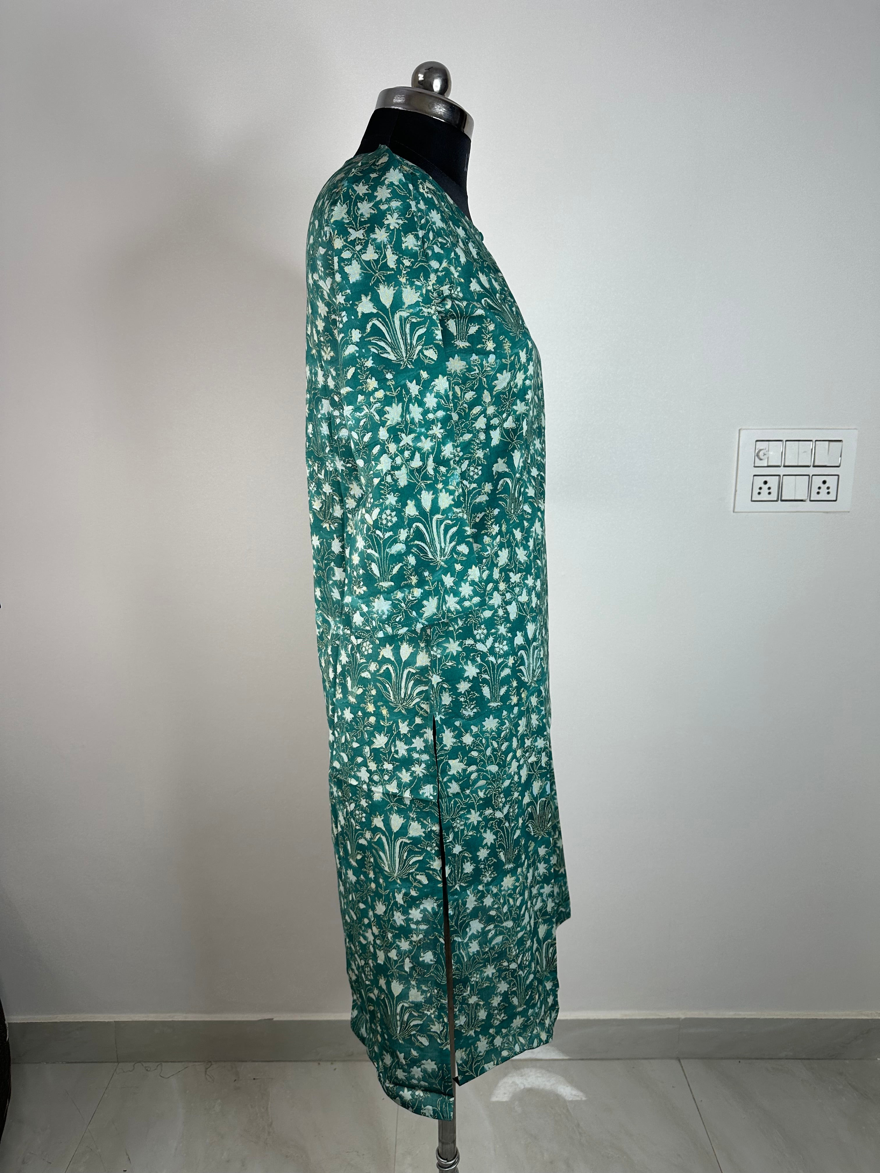 Teal Green All-Over Printed Straight Kurti